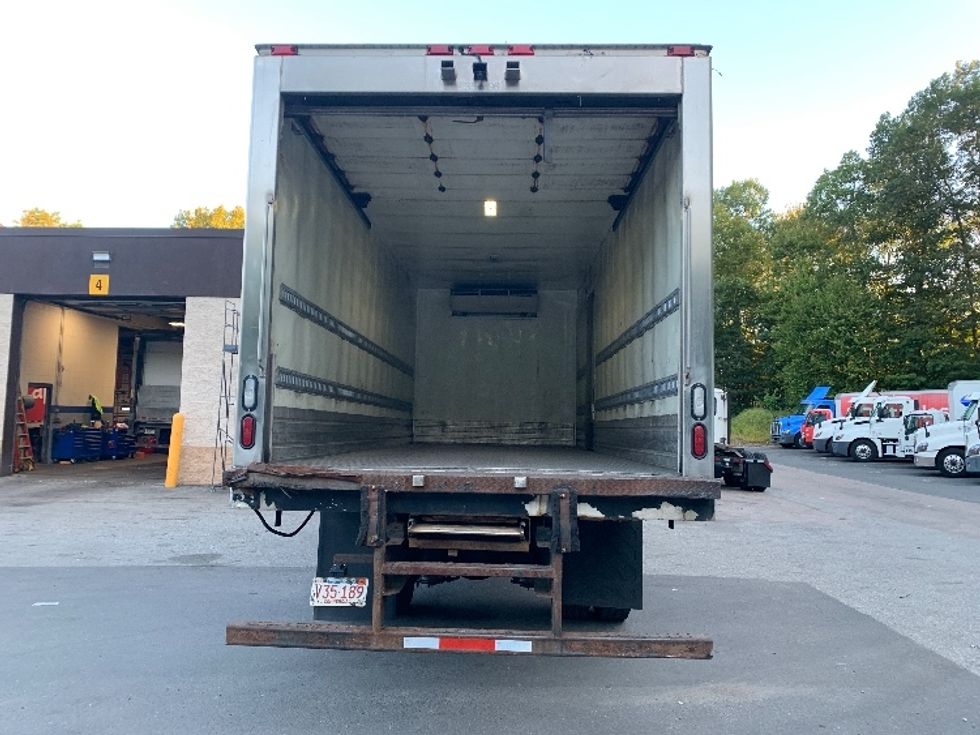 Refrigerated Truck-Light and Medium Duty Trucks-International-2020-MV607-Franklin-MA-217,427\n\t\tmiles-$ 35,250 - Image 8