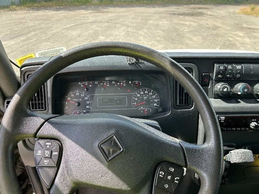 Refrigerated Truck-Light and Medium Duty Trucks-International-2020-MV607-Fredonia-NY-87,422\n\t\tmiles-$ 69,000 - Image 18