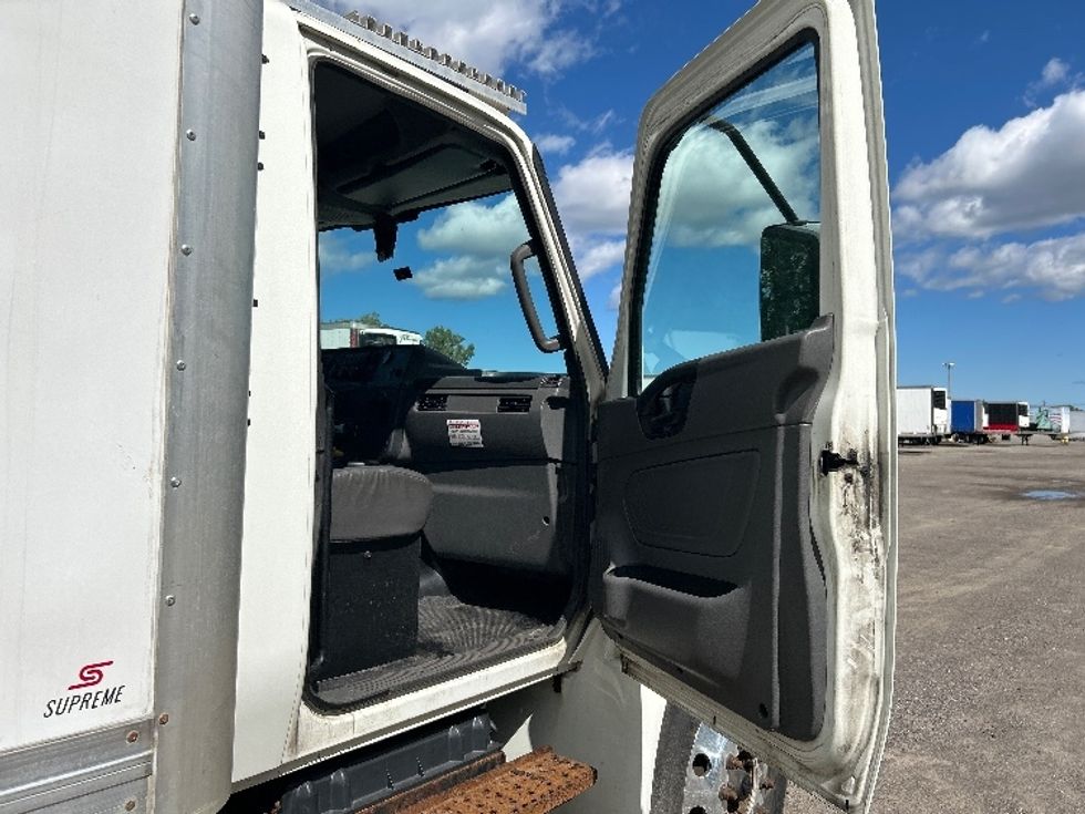 Refrigerated Truck-Light and Medium Duty Trucks-International-2020-MV607-Fredonia-NY-89,586\n\t\tmiles-$ 68,750 - Image 20