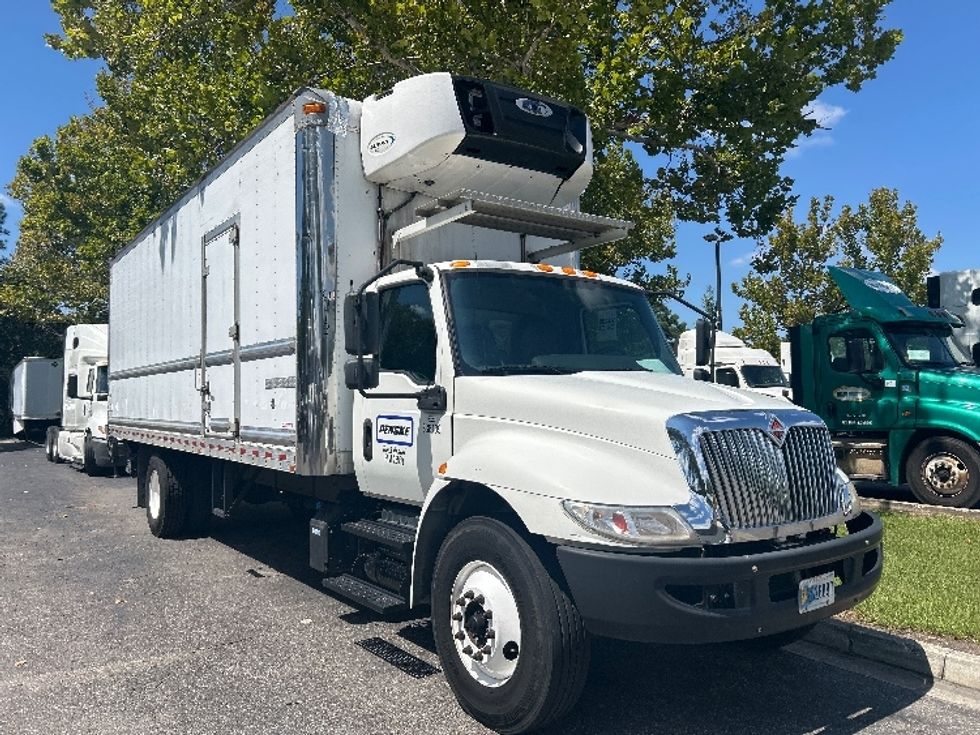 Refrigerated Truck-Light and Medium Duty Trucks-International-2020-MV607-Gainesville-FL-239,296\n\t\tmiles-$ 44,750 - Image 1