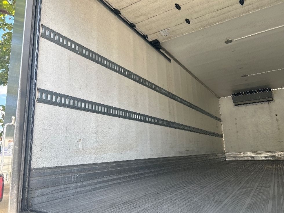 Refrigerated Truck-Light and Medium Duty Trucks-International-2020-MV607-Gainesville-FL-239,296\n\t\tmiles-$ 44,750 - Image 11