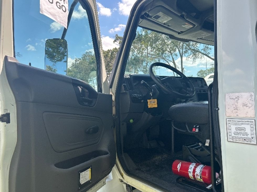 Refrigerated Truck-Light and Medium Duty Trucks-International-2020-MV607-Gainesville-FL-239,296\n\t\tmiles-$ 44,750 - Image 16
