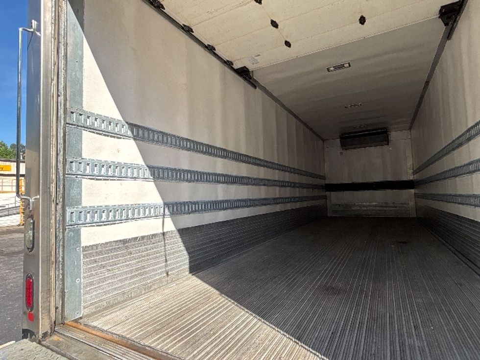 Refrigerated Truck-Light and Medium Duty Trucks-International-2020-MV607-Gainesville-GA-101,850\n\t\tmiles-$ 66,000 - Image 11