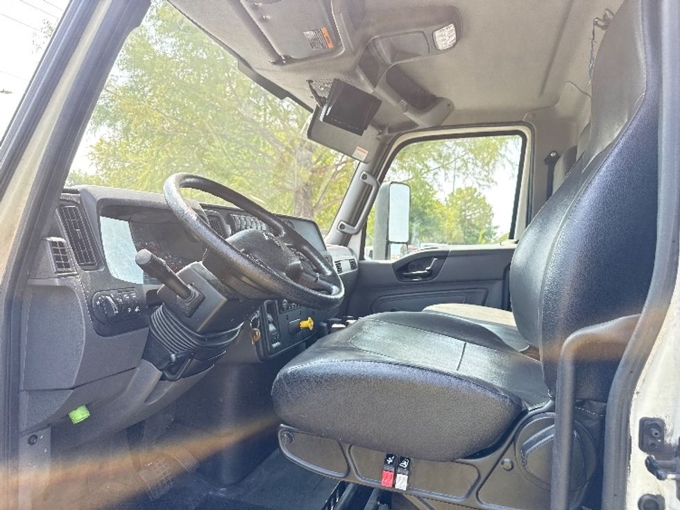 Refrigerated Truck-Light and Medium Duty Trucks-International-2020-MV607-Garland-TX-224,429\n\t\tmiles-$ 57,000 - Image 16