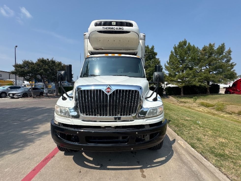 Refrigerated Truck-Light and Medium Duty Trucks-International-2020-MV607-Garland-TX-224,429\n\t\tmiles-$ 57,000 - Image 2