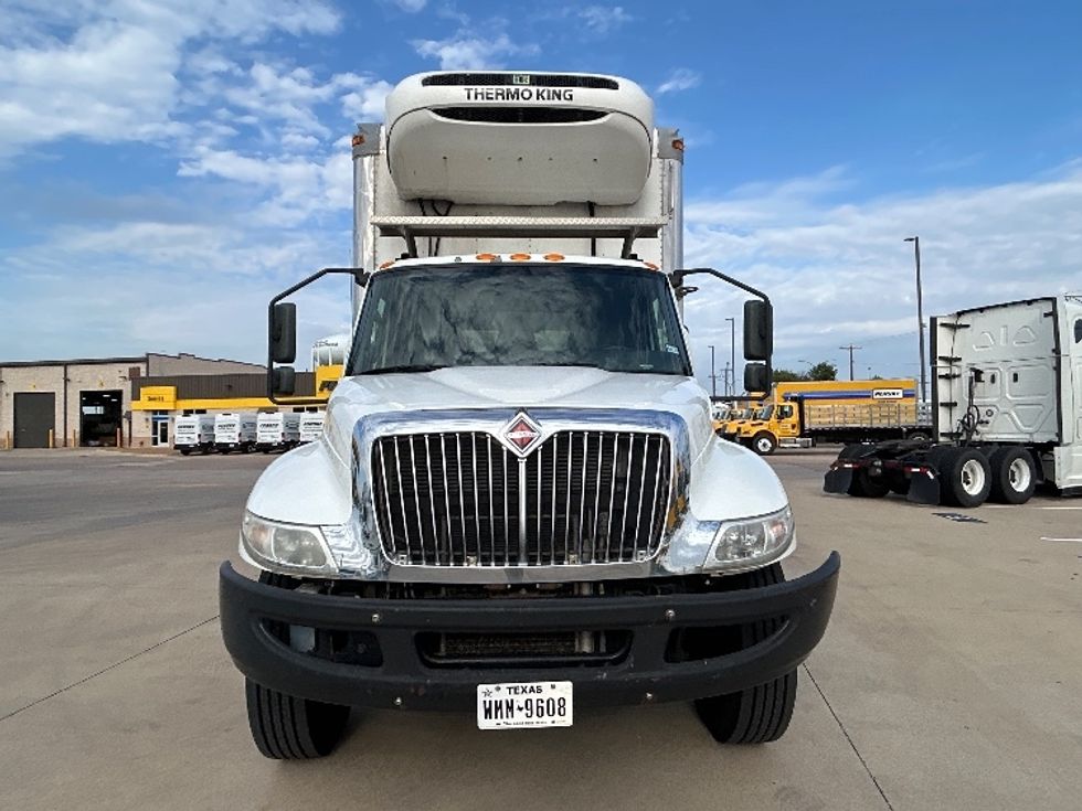 Refrigerated Truck-Light and Medium Duty Trucks-International-2020-MV607-Grand Prairie-TX-237,734\n\t\tmiles-$ 51,750 - Image 2