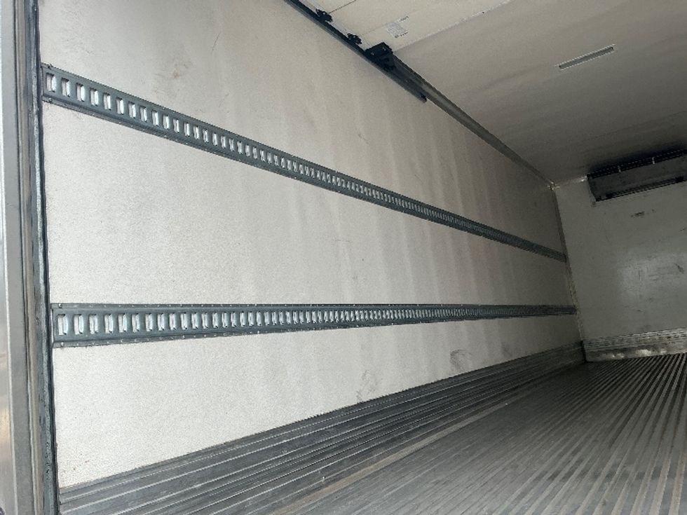 Refrigerated Truck-Light and Medium Duty Trucks-International-2020-MV607-Greeley-CO-142,742\n\t\tmiles-$ 65,500 - Image 11