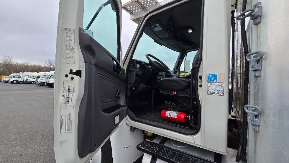 Refrigerated Truck-Light and Medium Duty Trucks-International-2020-MV607-Greensboro-NC-316,421\n\t\tmiles-$ 22,500 - Image 16