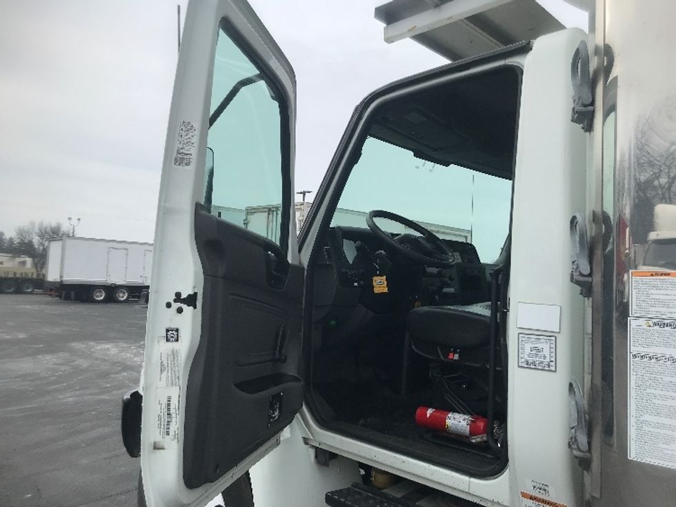 Refrigerated Truck-Light and Medium Duty Trucks-International-2020-MV607-Harrisburg-PA-112,059\n\t\tmiles-$ 59,000 - Image 16