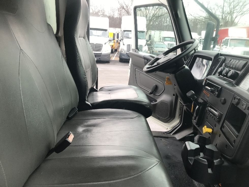 Refrigerated Truck-Light and Medium Duty Trucks-International-2020-MV607-Harrisburg-PA-112,059\n\t\tmiles-$ 59,000 - Image 22