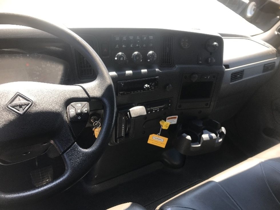 Refrigerated Truck-Light and Medium Duty Trucks-International-2020-MV607-Harrisburg-PA-161,872\n\t\tmiles-$ 65,750 - Image 18