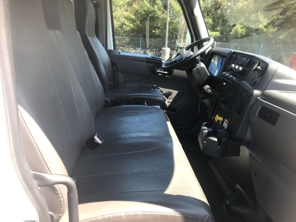 Refrigerated Truck-Light and Medium Duty Trucks-International-2020-MV607-Harrisburg-PA-161,872\n\t\tmiles-$ 65,750 - Image 22
