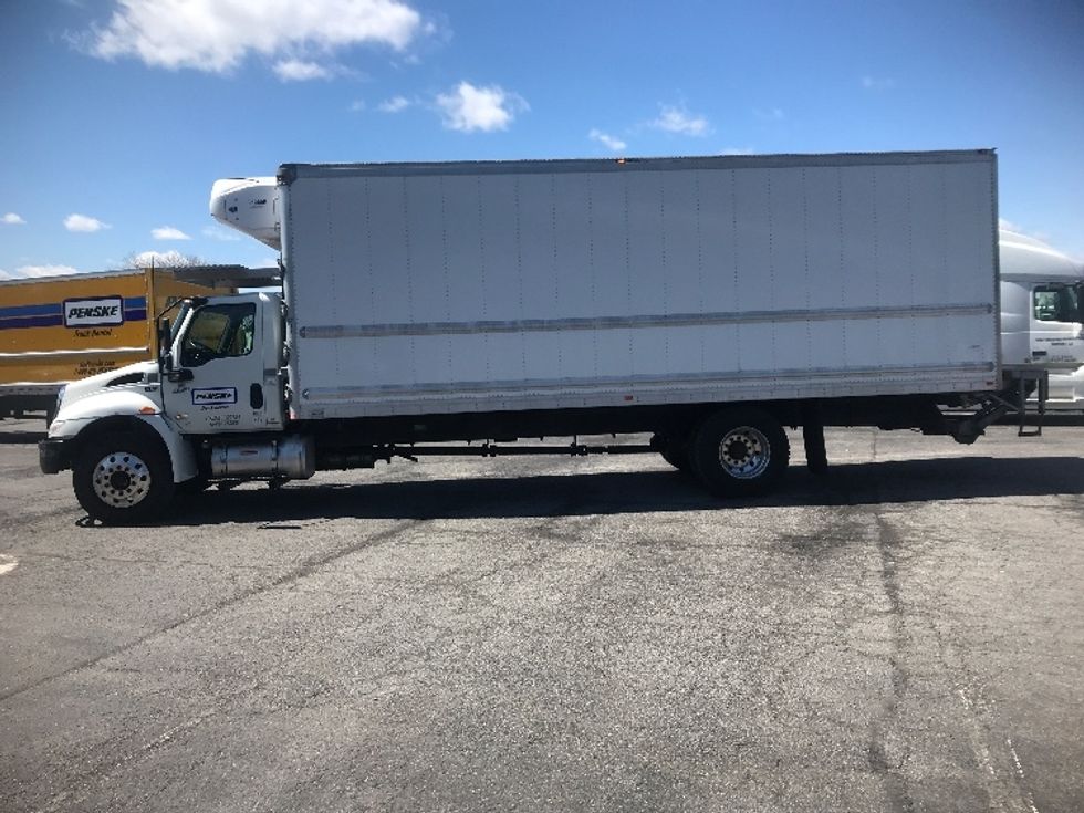 Refrigerated Truck-Light and Medium Duty Trucks-International-2020-MV607-Harrisburg-PA-161,872\n\t\tmiles-$ 65,750 - Image 4