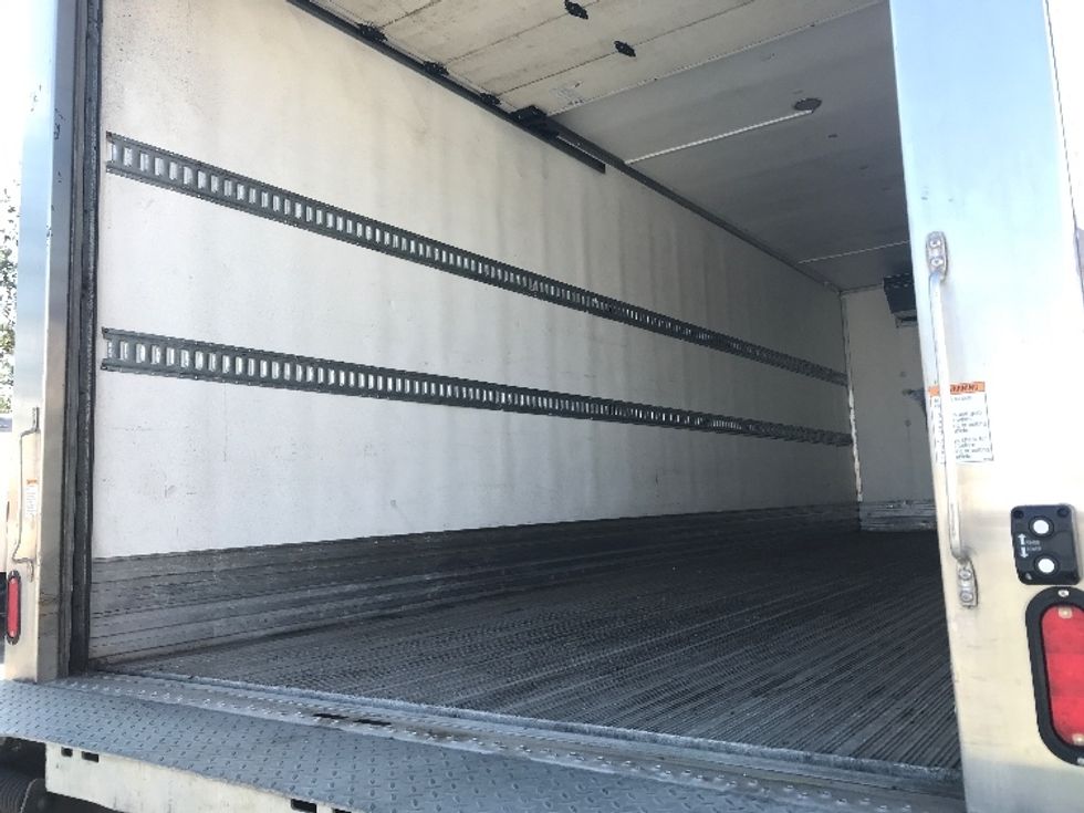 Refrigerated Truck-Light and Medium Duty Trucks-International-2020-MV607-Harrisburg-PA-165,262\n\t\tmiles-$ 63,250 - Image 11