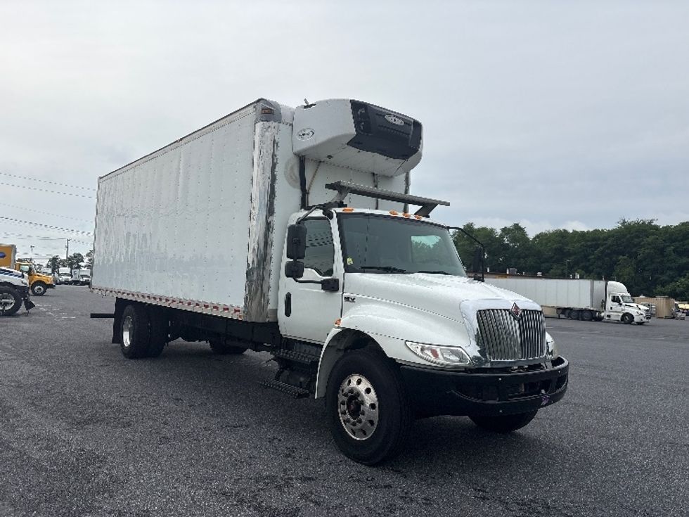 Refrigerated Truck-Light and Medium Duty Trucks-International-2020-MV607-Harrisburg-PA-165,599\n\t\tmiles-$ 49,750 - Image 1