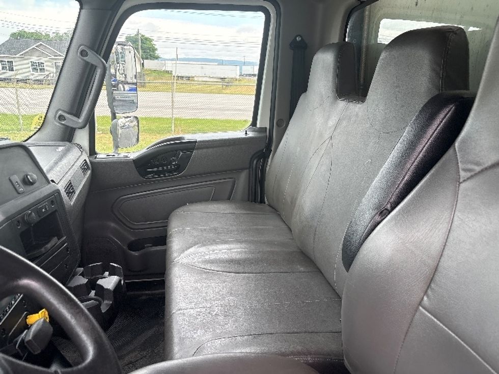 Refrigerated Truck-Light and Medium Duty Trucks-International-2020-MV607-Harrisburg-PA-165,599\n\t\tmiles-$ 49,750 - Image 18
