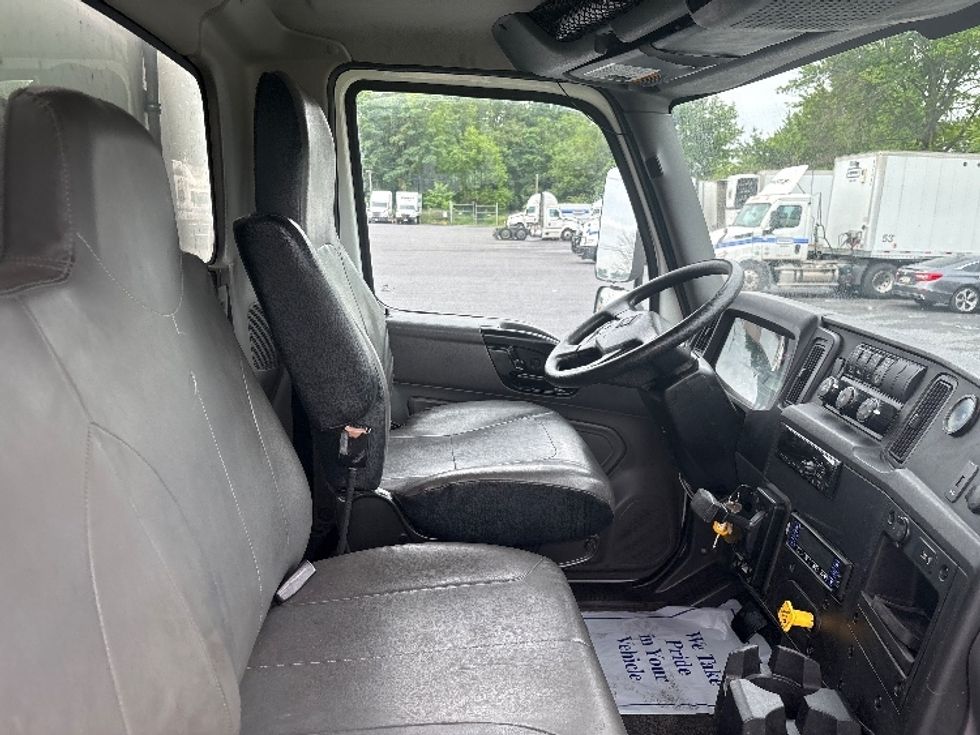 Refrigerated Truck-Light and Medium Duty Trucks-International-2020-MV607-Harrisburg-PA-165,599\n\t\tmiles-$ 49,750 - Image 21