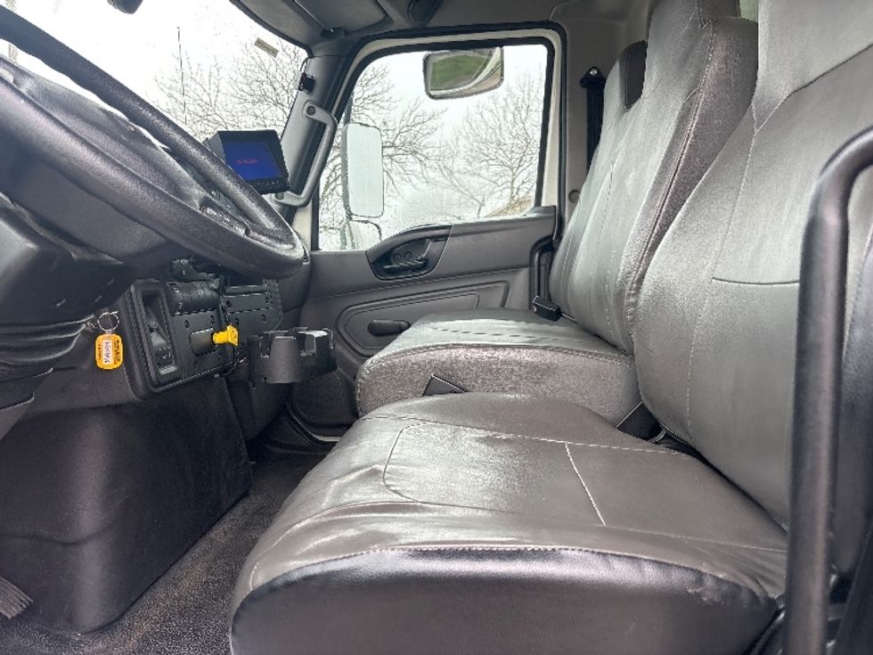 Refrigerated Truck-Light and Medium Duty Trucks-International-2020-MV607-Houston-TX-211,401\n\t\tmiles-$ 69,250 - Image 17