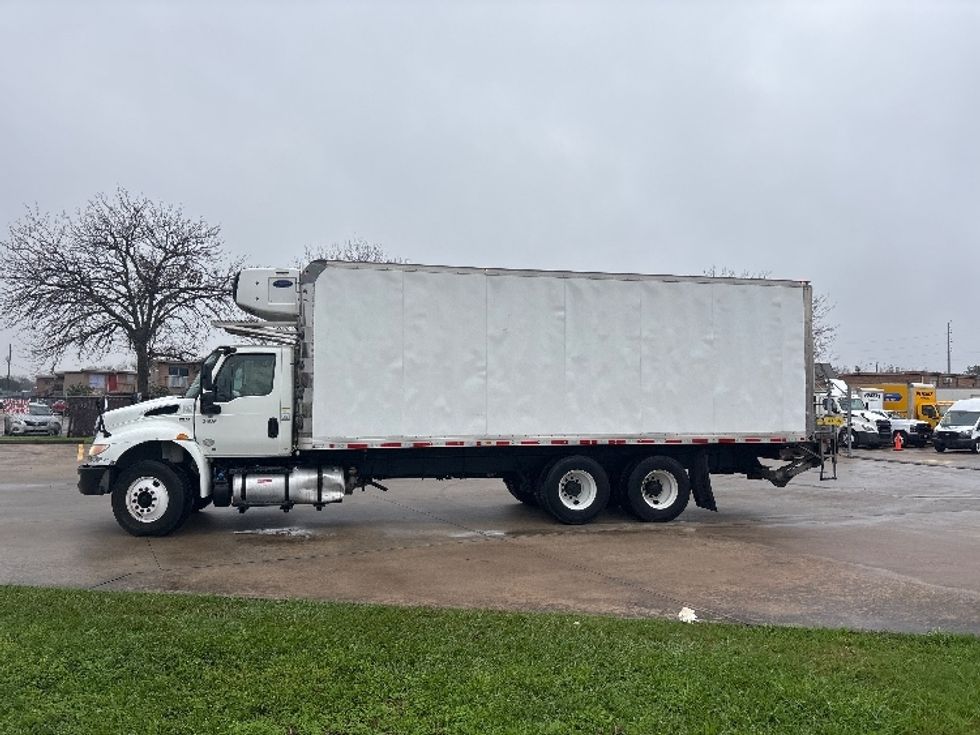 Refrigerated Truck-Light and Medium Duty Trucks-International-2020-MV607-Houston-TX-211,401\n\t\tmiles-$ 69,250 - Image 4