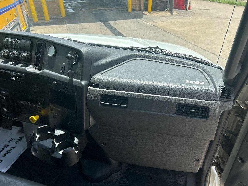 Refrigerated Truck-Light and Medium Duty Trucks-International-2020-MV607-Houston-TX-215,942\n\t\tmiles-$ 53,250 - Image 21