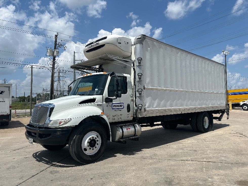 Refrigerated Truck-Light and Medium Duty Trucks-International-2020-MV607-Houston-TX-215,942\n\t\tmiles-$ 53,250 - Image 3