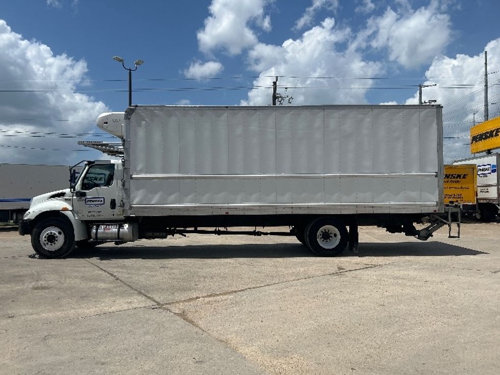 Refrigerated Truck-Light and Medium Duty Trucks-International-2020-MV607-Houston-TX-215,942\n\t\tmiles-$ 53,250 - Image 4
