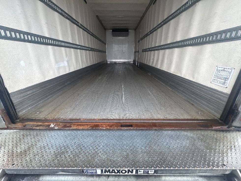 Refrigerated Truck-Light and Medium Duty Trucks-International-2020-MV607-Indianapolis-IN-291,858\n\t\tmiles-$ 34,500 - Image 10