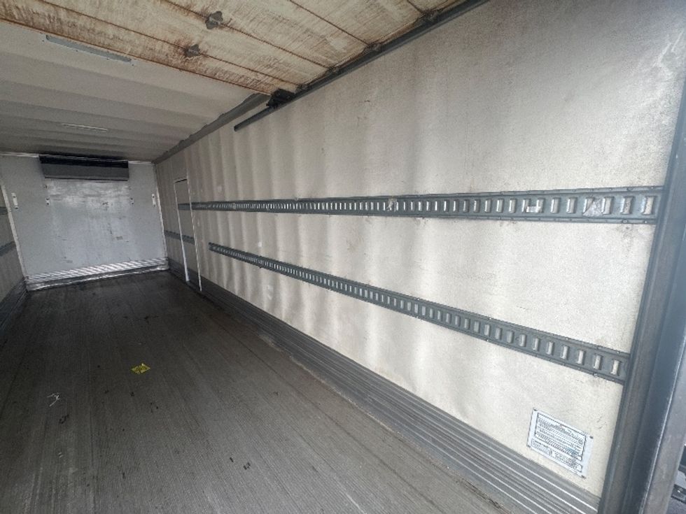 Refrigerated Truck-Light and Medium Duty Trucks-International-2020-MV607-Indianapolis-IN-291,858\n\t\tmiles-$ 34,500 - Image 12