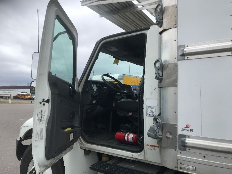 Refrigerated Truck-Light and Medium Duty Trucks-International-2020-MV607-Indianapolis-IN-291,858\n\t\tmiles-$ 34,500 - Image 16