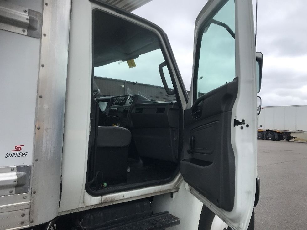 Refrigerated Truck-Light and Medium Duty Trucks-International-2020-MV607-Indianapolis-IN-291,858\n\t\tmiles-$ 34,500 - Image 19