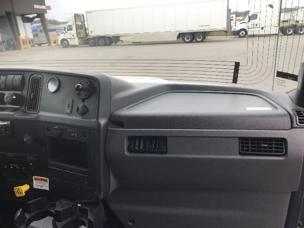 Refrigerated Truck-Light and Medium Duty Trucks-International-2020-MV607-Indianapolis-IN-291,858\n\t\tmiles-$ 34,500 - Image 20