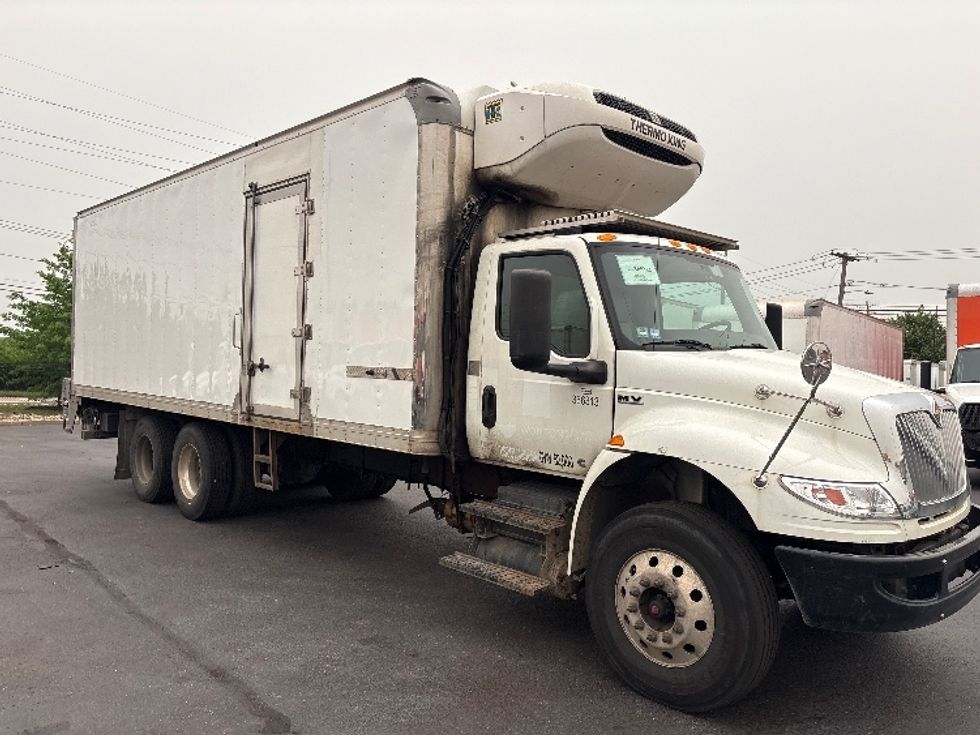 Refrigerated Truck-Light and Medium Duty Trucks-International-2020-MV607-Jamaica-NY-161,199\n\t\tmiles-$ 58,250 - Image 1