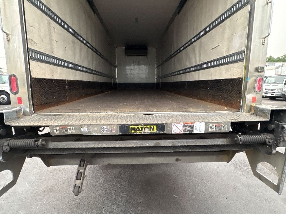 Refrigerated Truck-Light and Medium Duty Trucks-International-2020-MV607-Jamaica-NY-161,199\n\t\tmiles-$ 58,250 - Image 10