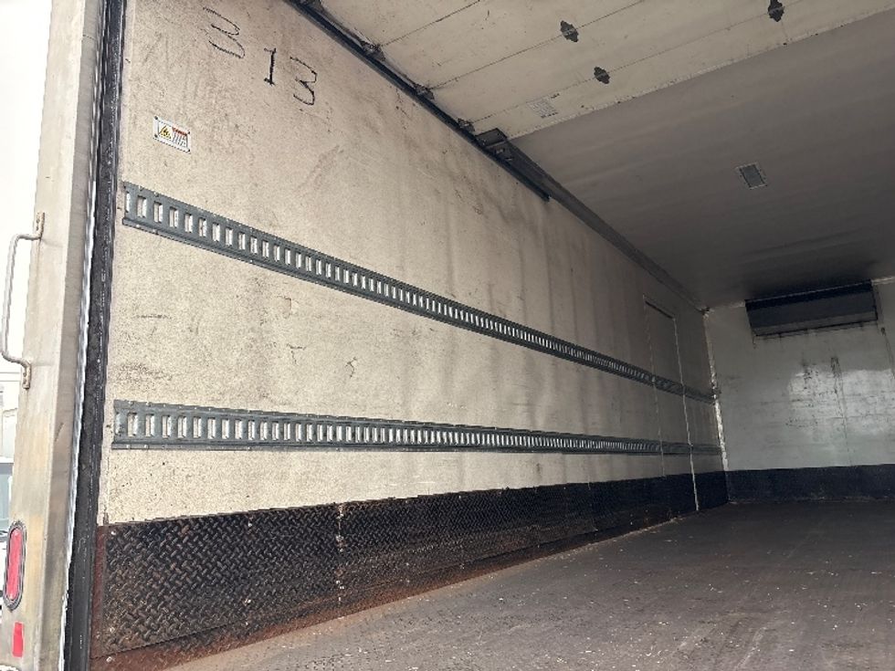 Refrigerated Truck-Light and Medium Duty Trucks-International-2020-MV607-Jamaica-NY-161,199\n\t\tmiles-$ 58,250 - Image 11
