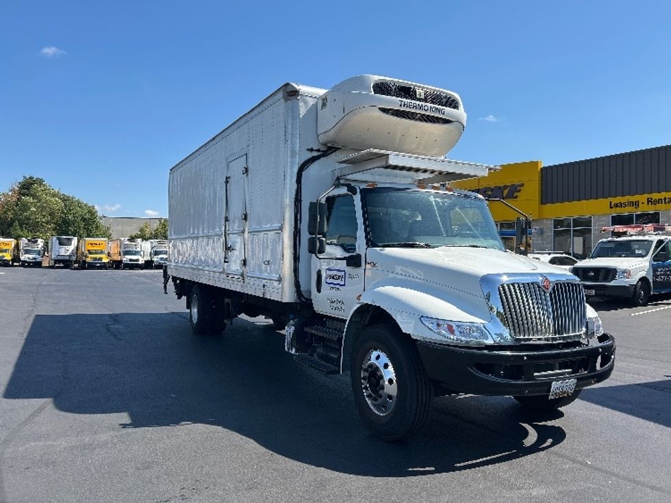 Refrigerated Truck-Light and Medium Duty Trucks-International-2020-MV607-Jessup-MD-171,300\n\t\tmiles-$ 58,750 - Image 1