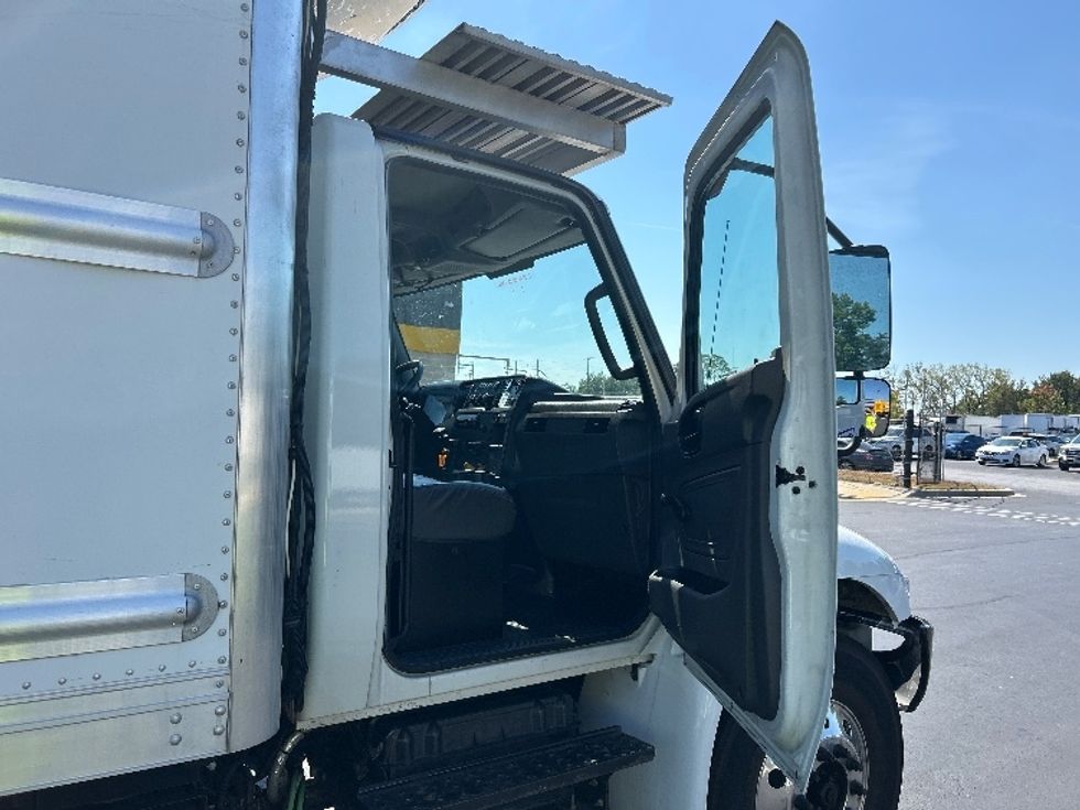Refrigerated Truck-Light and Medium Duty Trucks-International-2020-MV607-Jessup-MD-171,300\n\t\tmiles-$ 58,750 - Image 20