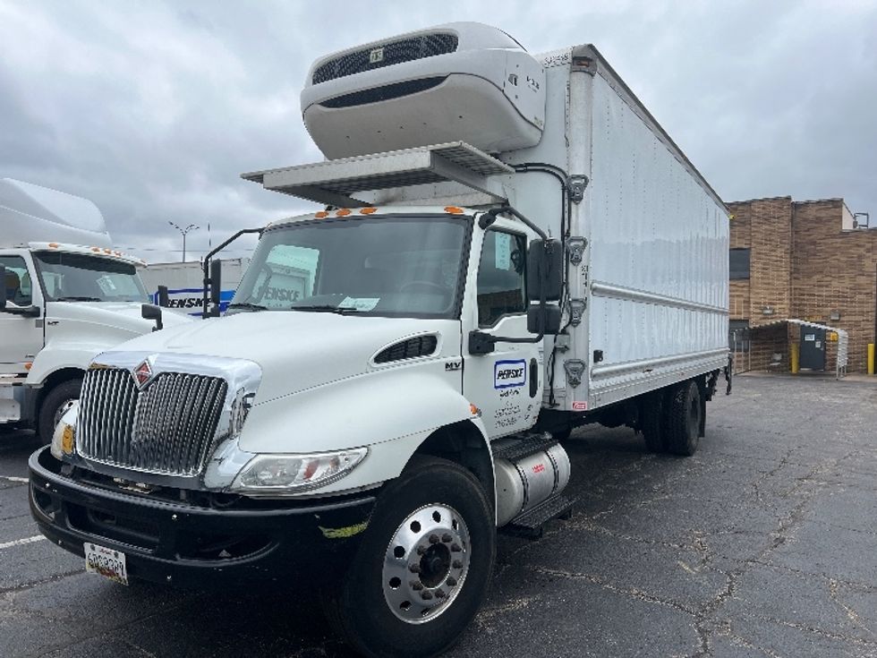 Refrigerated Truck-Light and Medium Duty Trucks-International-2020-MV607-Jessup-MD-199,331\n\t\tmiles-$ 53,500 - Image 3