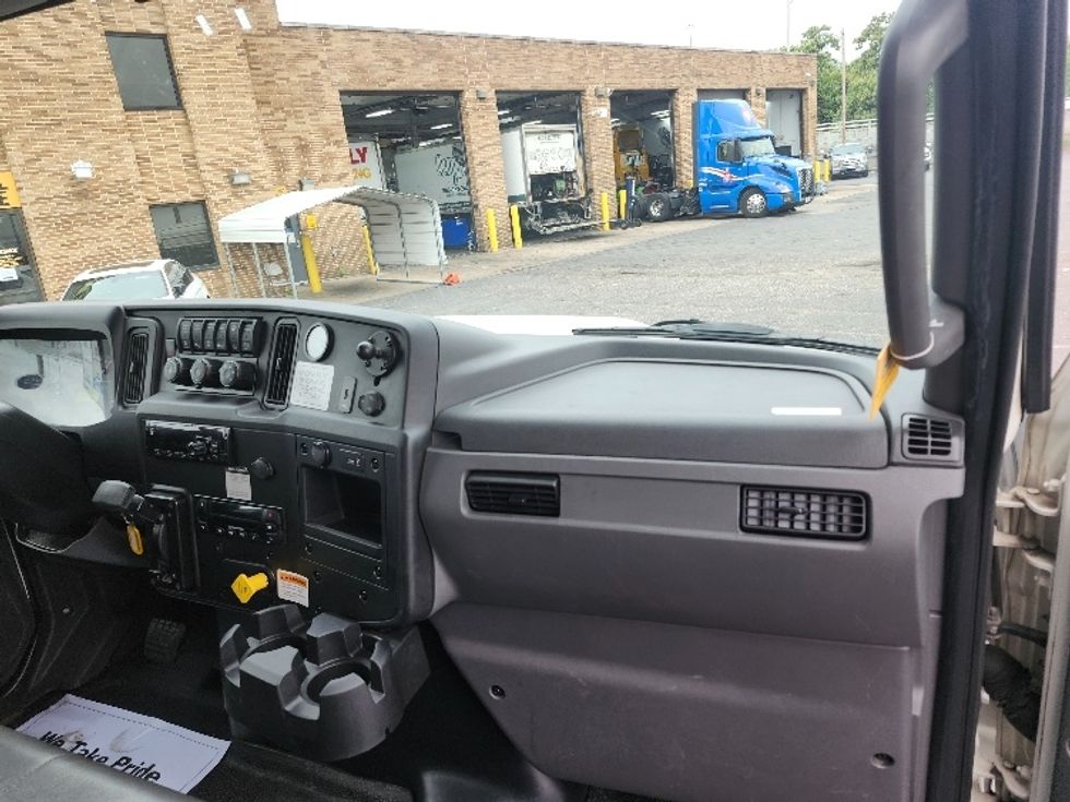 Refrigerated Truck-Light and Medium Duty Trucks-International-2020-MV607-Jessup-MD-210,397\n\t\tmiles-$ 54,000 - Image 21
