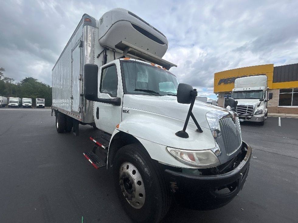 Refrigerated Truck-Light and Medium Duty Trucks-International-2020-MV607-Jessup-MD-228,559\n\t\tmiles-$ 49,250 - Image 1