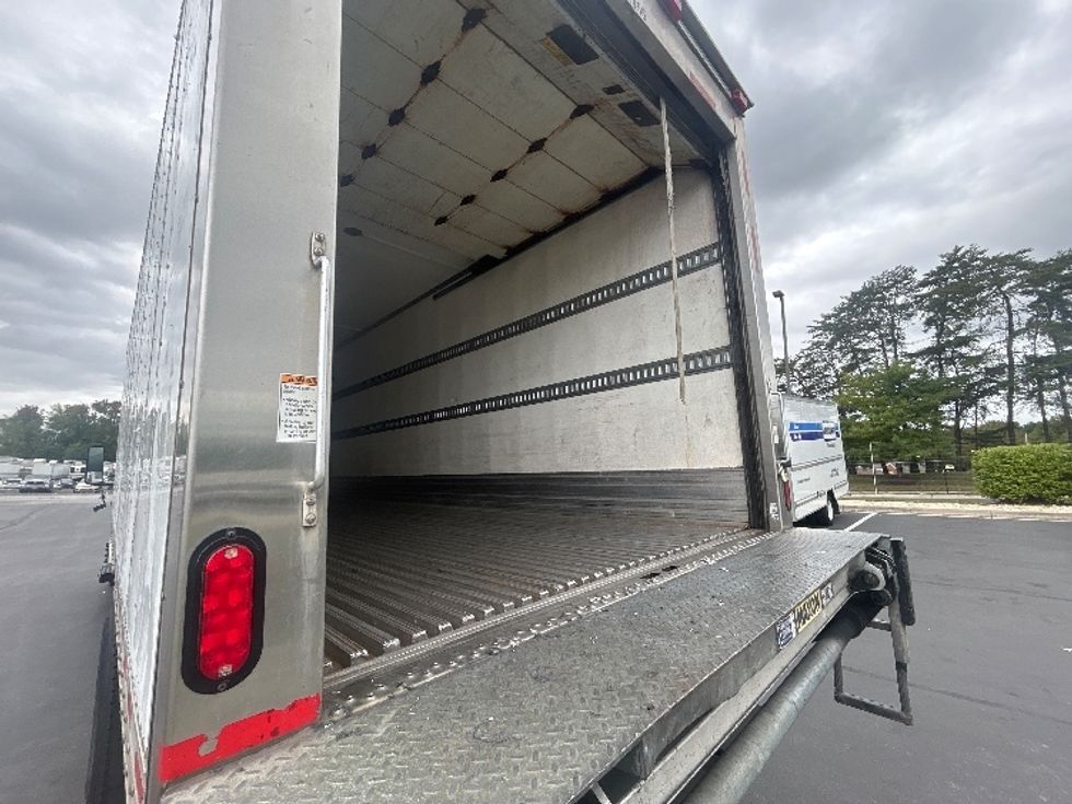 Refrigerated Truck-Light and Medium Duty Trucks-International-2020-MV607-Jessup-MD-228,559\n\t\tmiles-$ 49,250 - Image 12