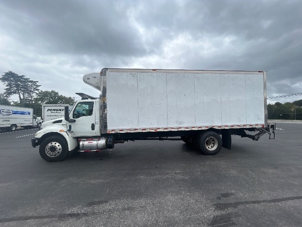 Refrigerated Truck-Light and Medium Duty Trucks-International-2020-MV607-Jessup-MD-228,559\n\t\tmiles-$ 49,250 - Image 4