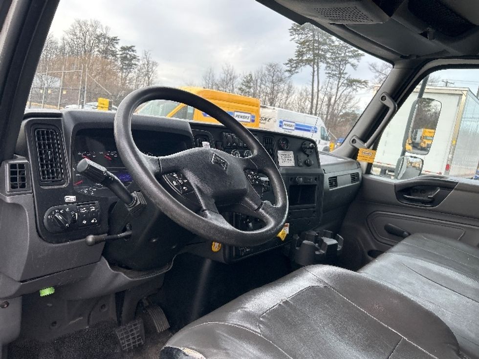 Refrigerated Truck-Light and Medium Duty Trucks-International-2020-MV607-Jessup-MD-242,076\n\t\tmiles-$ 46,500 - Image 17