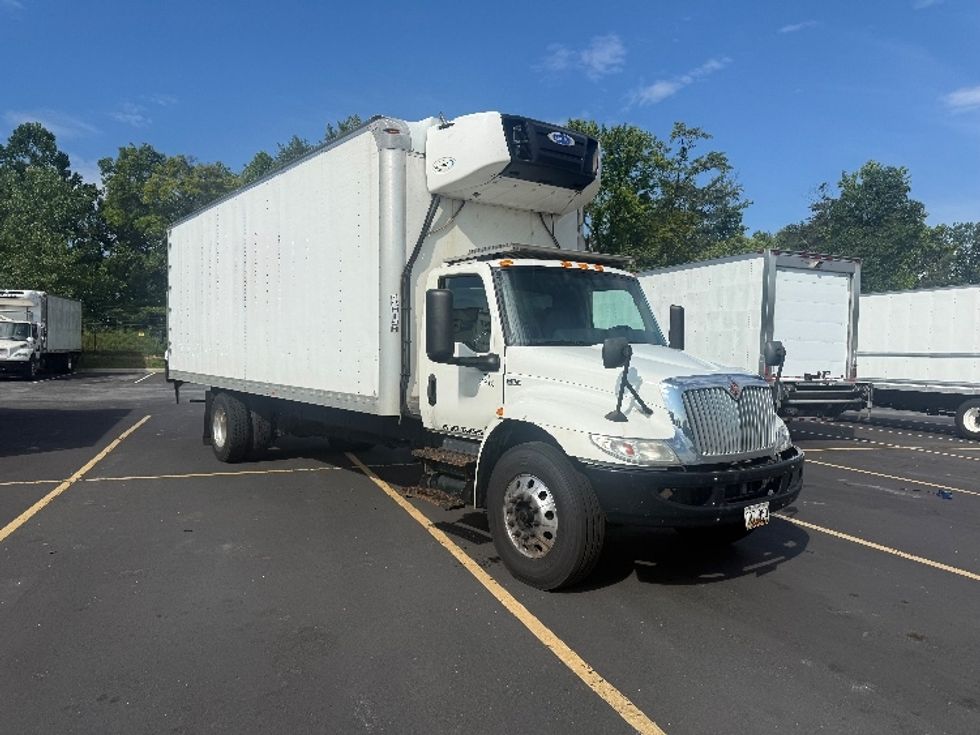 Refrigerated Truck-Light and Medium Duty Trucks-International-2020-MV607-Jessup-MD-274,623\n\t\tmiles-$ 43,000 - Image 1