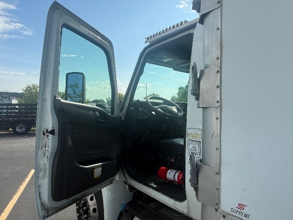 Refrigerated Truck-Light and Medium Duty Trucks-International-2020-MV607-Jessup-MD-274,623\n\t\tmiles-$ 43,000 - Image 13