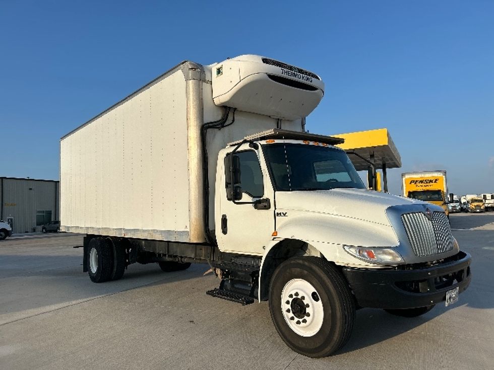 Refrigerated Truck-Light and Medium Duty Trucks-International-2020-MV607-Katy-TX-171,951\n\t\tmiles-$ 47,750 - Image 1