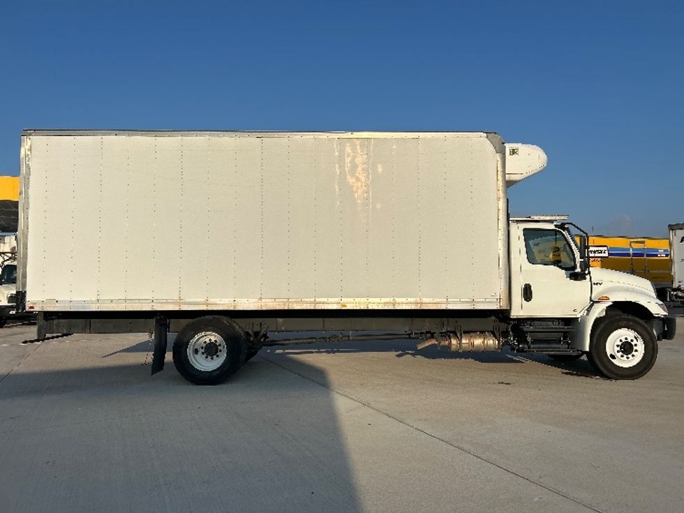 Refrigerated Truck-Light and Medium Duty Trucks-International-2020-MV607-Katy-TX-171,951\n\t\tmiles-$ 47,750 - Image 15