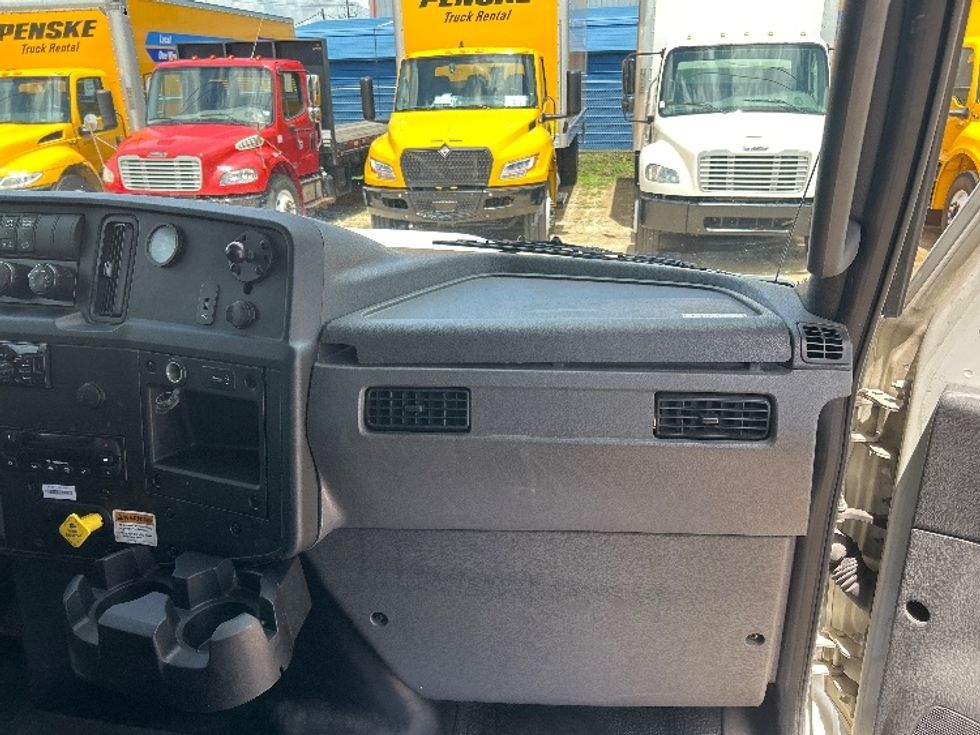 Refrigerated Truck-Light and Medium Duty Trucks-International-2020-MV607-Katy-TX-249,391\n\t\tmiles-$ 42,000 - Image 21