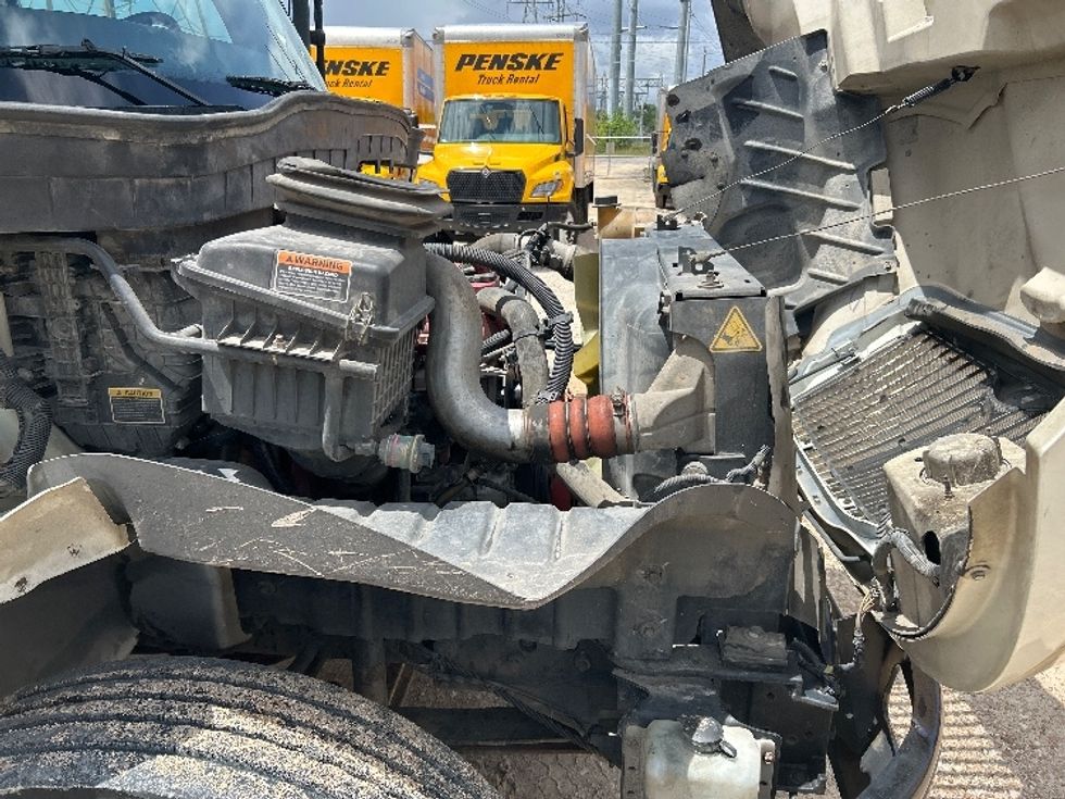 Refrigerated Truck-Light and Medium Duty Trucks-International-2020-MV607-Katy-TX-249,391\n\t\tmiles-$ 42,000 - Image 23