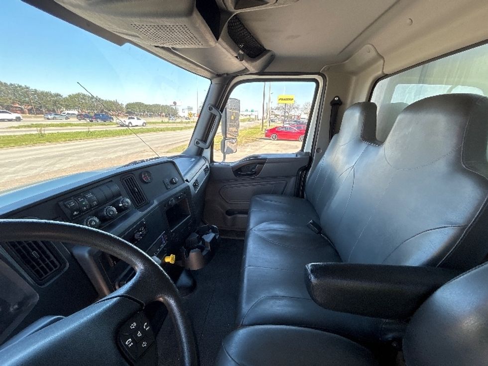 Refrigerated Truck-Light and Medium Duty Trucks-International-2020-MV607-Katy-TX-85,247\n\t\tmiles-$ 64,750 - Image 18