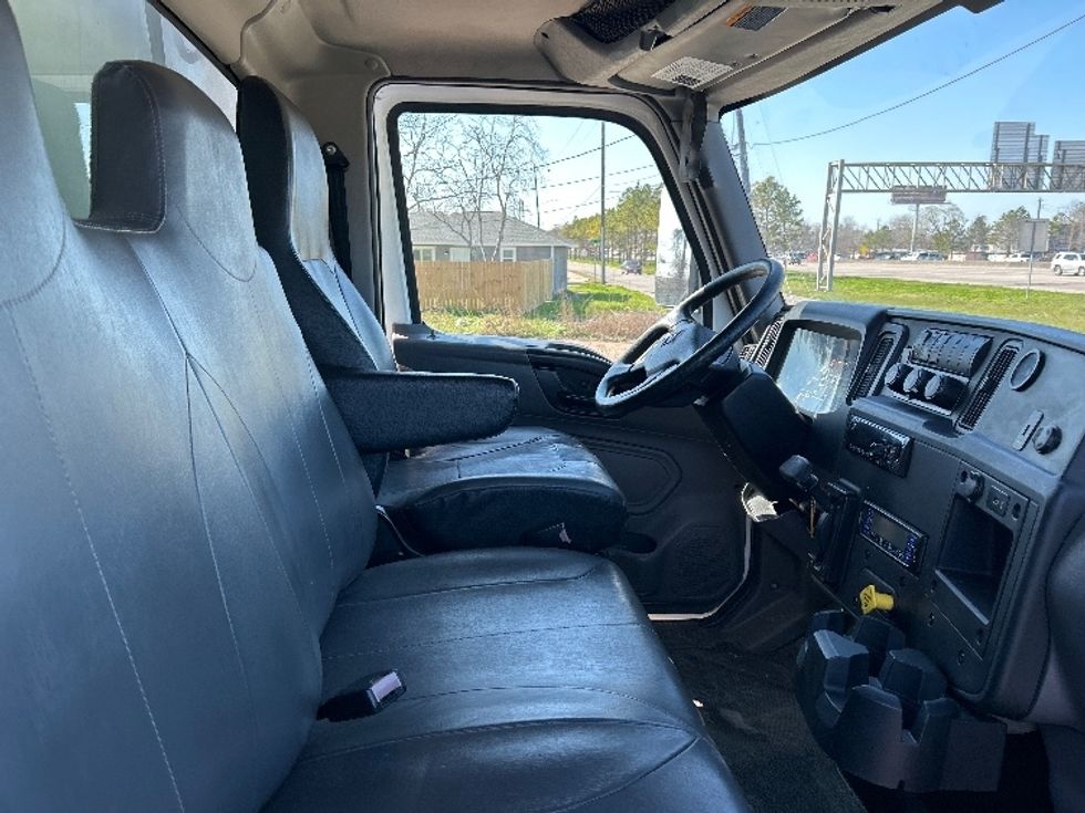 Refrigerated Truck-Light and Medium Duty Trucks-International-2020-MV607-Katy-TX-85,247\n\t\tmiles-$ 64,750 - Image 21